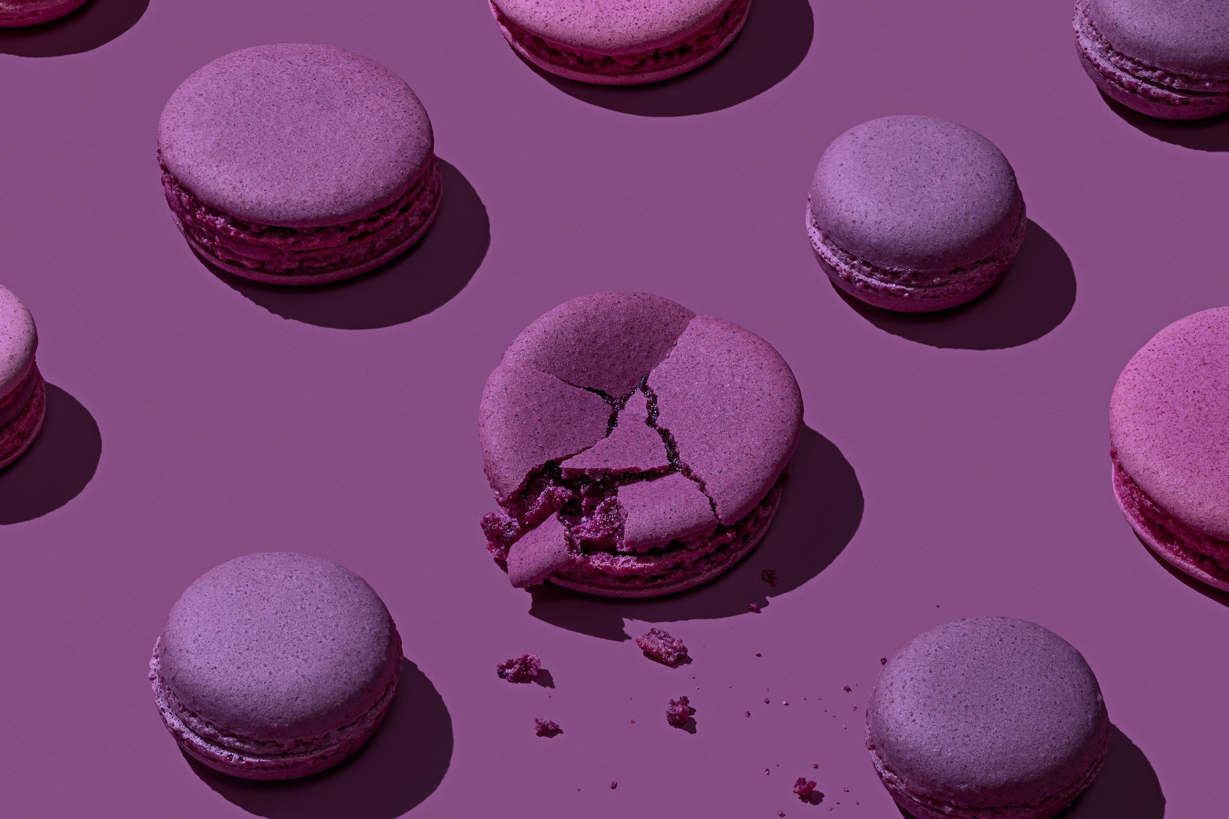 FRESH PURPLE MACARONS