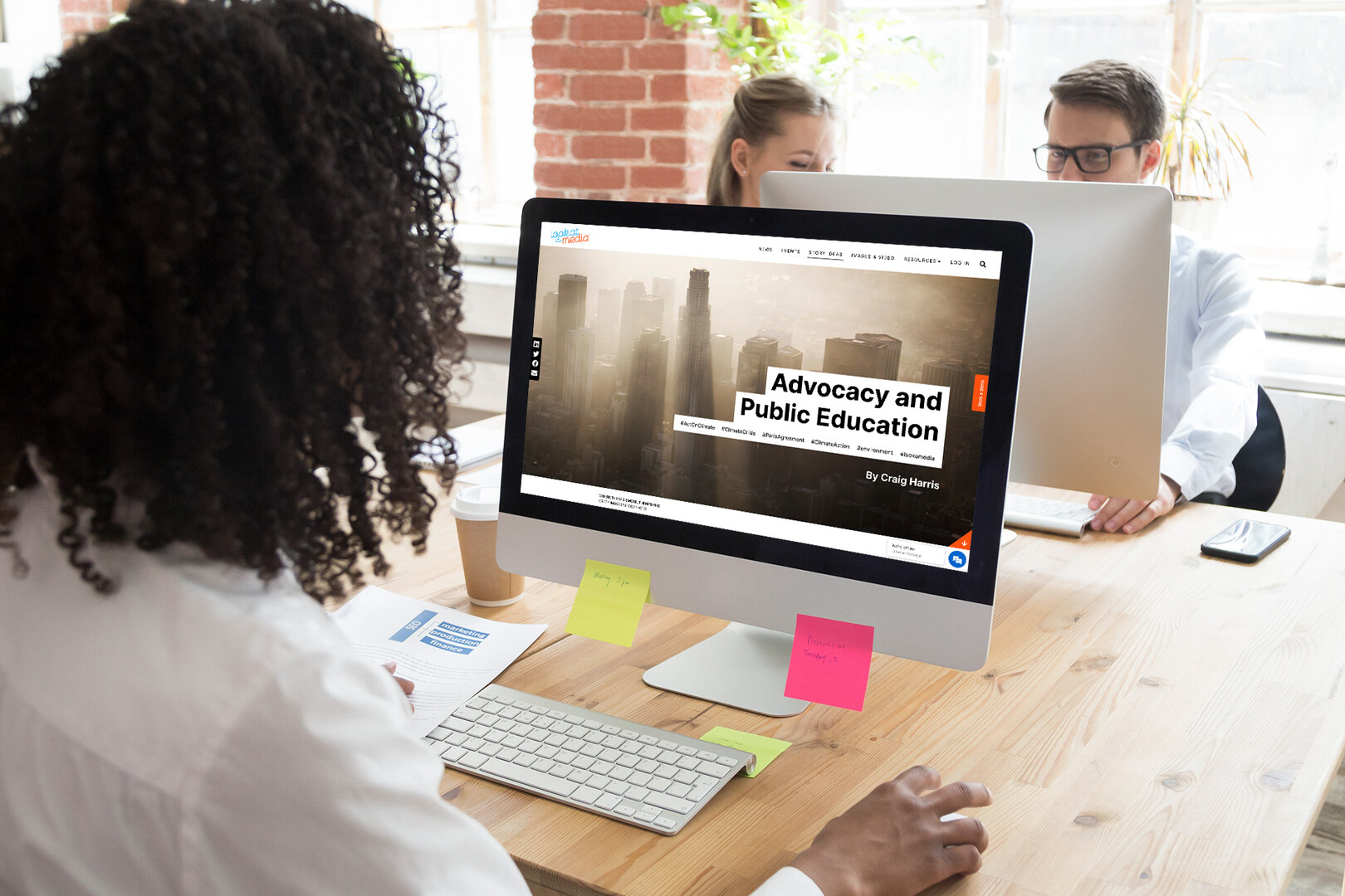 Lookatmedia™ Media Center